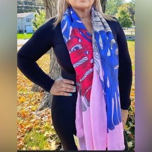 Marvel pink multi scarf